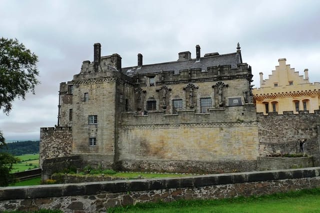 Bannockburn & Stirling Castle Private Tour from Greater Glasgow  - Photo 1 of 6